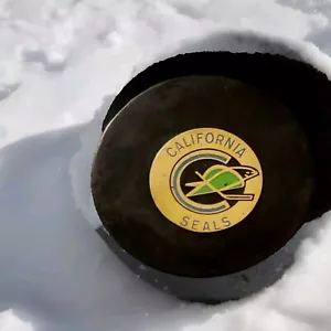 CALIFORNIA SEALS ๐ธ NHL VINTAGE CONVERSE CCM GIOCO UFFICIALE PUCK Made In ๐บ๐ธ - Foto 1 di 6