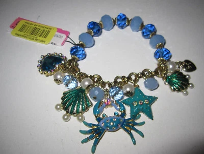 BETSEY JOHNSON BLUE CRAB HEART CLAM STARFISH STRETCH BRACELET - Image 1 of 3