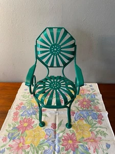 ONE American Girl KIT'S GREEN CHAIR from Table & Chair Green Metal Patio set - Picture 1 of 4
