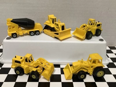 Vtg Hot Wheels Construction Vehicles Lot Of 5 Loose VGC - Image 1 of 4