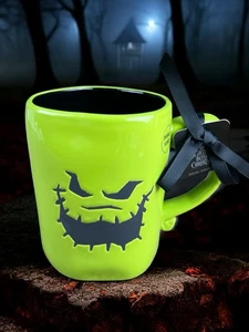 Tazza Disney Oogie Boogie 18 oz incubo prima di Natale verde nero all'interno nuova - Foto 1 di 6