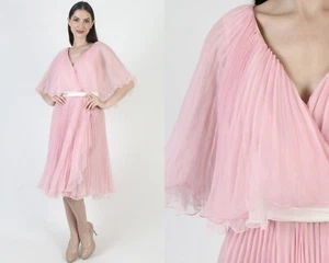 Vintage Pink Chiffon Party Dress Low Cut Capelet Disco 70s Knee Length Mini M - Picture 1 of 7