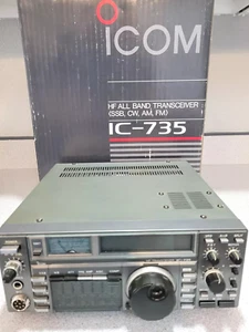 ICOM IC-735 Transceiver with Box, Manual and Factory Accessories. - READ Desc. - Zdjęcie 1 z 10