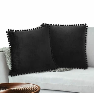 Juego de 2 fundas de cojín de terciopelo Topfinel pompones negros para el hogar 18" x 18" - Imagen 1 de 1
