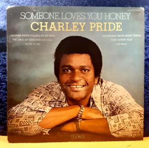 "Someone Loves You Honey"; Charlie Pride; RCA; APL1-2478; 1978; VG+ - Picture 1 of 4