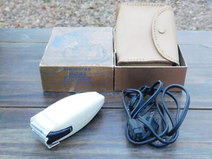 Antigua Afeitadora Eléctrica Doble Vintage Barbería Remington Modelo 70S y Caja - Imagen 1 de 7