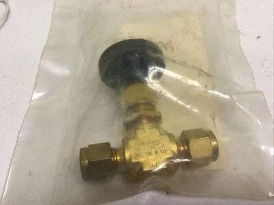 NEW, SWAGELOK B-1RS4 1/4 TUBE BRASS VALVE GLOBE NEEDLE, FREE SHIPPING - Image 1 of 4