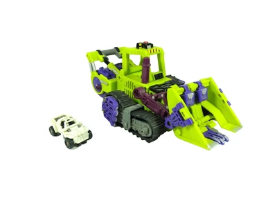 Transformers Armada Max-Cons Scavenger Action Figure with Rollbar - Image 1 of 4