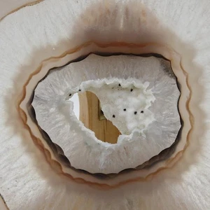natural agate-Unique pattern, white stripe crystal hole mineral specimen Q245 - Picture 1 of 5