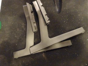 Base patas derecha izquierda Samsung UN60DU6900F BN96-58941B BN63-21124A - Imagen 1 de 3