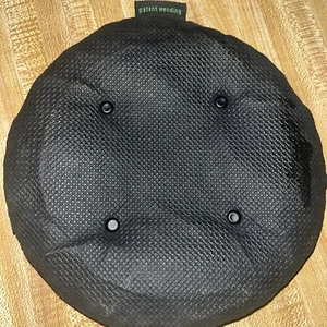 Nav-Mat Portable GPS Friction Dash Pad Anti-Skid 7” Diameter - Picture 1 of 2