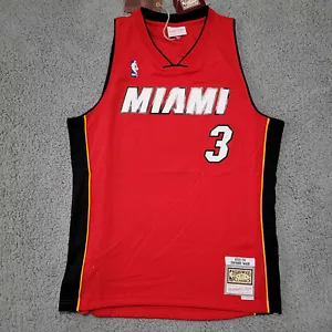 Mitchell & Ness Miami Heat Dwyane Wade 2005 Swingman Alternate Jersey Mens Sz M - Picture 1 of 6