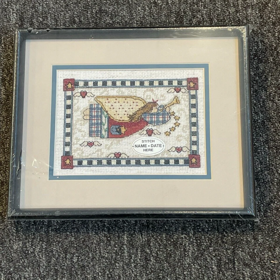 FRAMED COMPLETED CROSS STITCH: ANGEL BIRTH RECORD: 27 x 22cm(NO GLASS) - Image 1 of 1