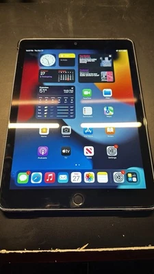 Apple iPad Air 2 | 32 GB | Negro | MNV22LL/A | Sin bloqueo de iCloud | iOS 15 Foto 1 de 4