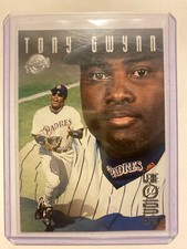 1996 Leaf Studio Tony Gwynn Padres