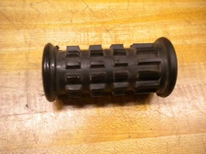 Kawasaki footpeg rubber dirtbike new - Picture 1 of 2