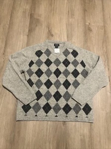 G.H. Bass & Co Sweater 100% Lambswool Gray Diamond Pattern Pullover Men Size XL - Picture 1 of 6
