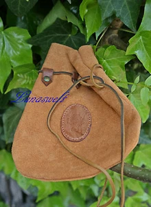 Borsa medievale in pelle con croce celtica - Foto 1 di 2