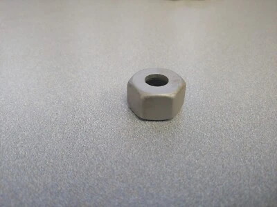 BONITO ADAPTADOR TANQUE COMBUSTIBLE ORIGINAL PORSCHE 914 914-6 LÍNEA DE RETORNO TUERCA ALUMINIO USADO Foto 1 de 4