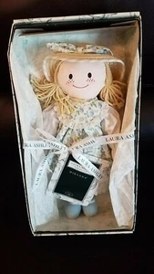 Nuevo en BOX Mattel Laura Ashley "Miranda" Muñeca de colección #12688 de 1994 RARE - Imagen 1 de 6