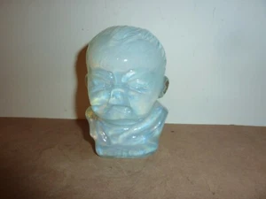 ART DECO PERIOD 11.5CM VASELINE MOULDED GLASS BUST OF CRYING 1920'S BOY OR GIRL - Picture 1 of 12