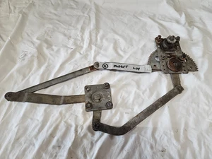 MG MIDGET HEALEY SPRITE 1968-1980 FENSTERHEBER links - Bild 1 von 4