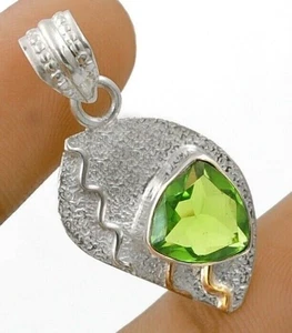 Three Tone 3CT Natural Peridot 925 Sterling Silver Pendant 1 1/4" Long @19-7 - Picture 1 of 1