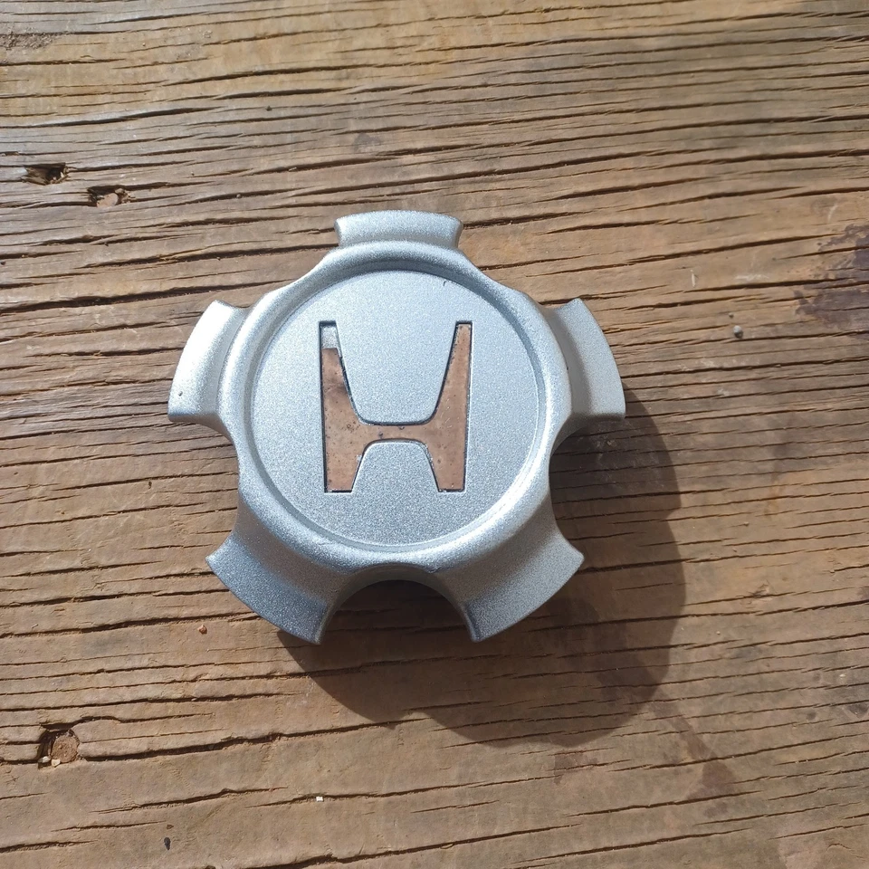 Центральный колпак Honda CR-V 1997-2001 номер детали PA6+PPE перекрашенный 2 - Изображение 1 из 3