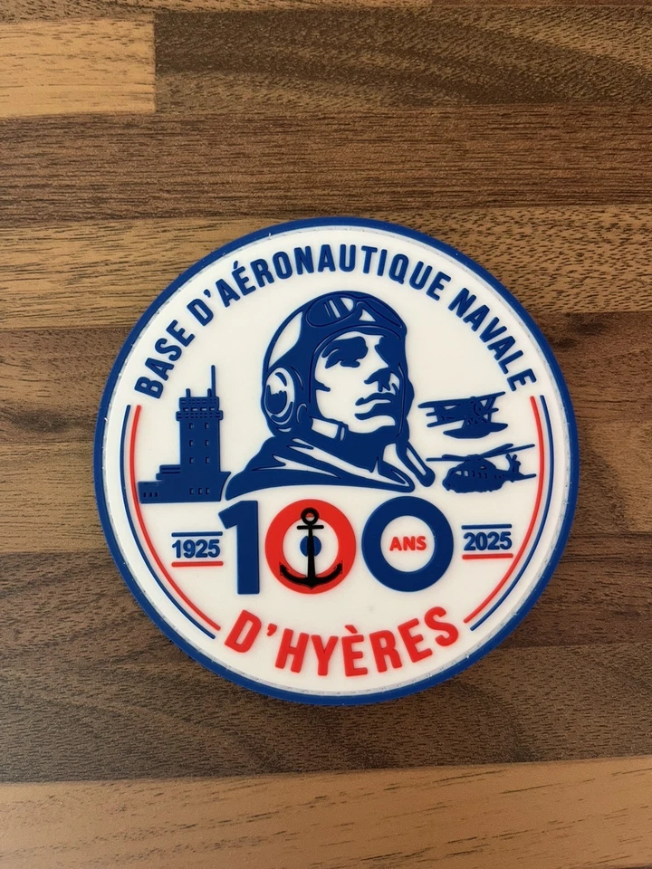 Patch aéronavale - 100 Ans Base Aéronavale De Hyeres , PVC - Photo 1/1