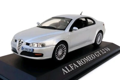Bellísima Maquina Italiana ALFA ROMEO GT 3.2 V6 Whitish Silver 1:43 Neo Scale - Image 1 of 2