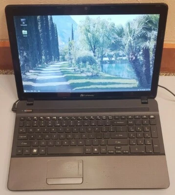 GATEWAY NV55517u 1.9GHz AMD A4-3300M HD GRAPHICS 3GB RAM 320GB HDD WIFI  LINUX  - Image 1 of 4