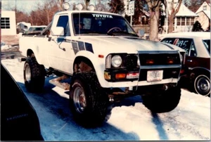 1981 Toyota Lifted 4x4 Truck Vintage Original Estate Find Found Photograph - Picture 1 of 2