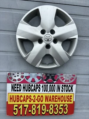 2006-2012 Toyota Rav 4 16"5 Spoke 1 Hubcap Oem Wheel Cover Used Minor Scratches - Image 1 of 4