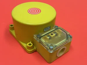 TURCK - P/N: Ni60-K90 SR-UZ3X - Inductive Proximity Switch - Picture 1 of 3