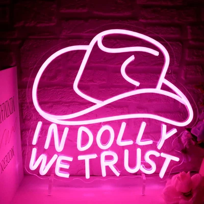 Letrero de neón In Dolly We Trust, sombrero de vaquera rosa letreros LED, estilo retro country Wes Foto 1 de 4