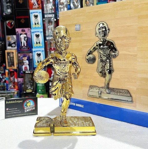 KOBE BRYANT Los Angeles Lakers Commemorative "All-Gold" 10" NBA Bobblehead Cover