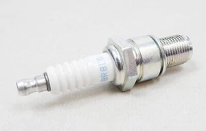 NGK BR8EG Competition Kart Spark Plug - Picture 1 of 1