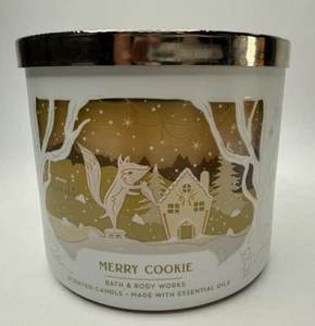 Merry Cookie 3 wick Candle 14.5 ounces Bath and Body Works New - Picture 1 of 4