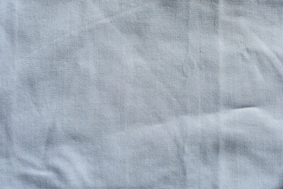 LIGHT  BLUE  COTTON  SHIRTING FABRIC  MEDIUM WEIGHT    21X62 INCH REMNANT - Image 1 of 1