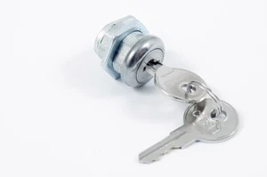 Dee Zee - Tool Box Replacement Lock Cylinder with Keys Universal Fit DZTBLOCK1 - Bild 1 von 3