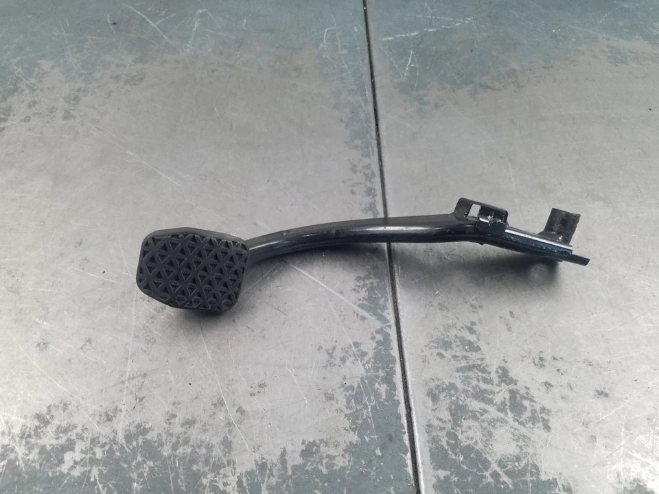 BMW M5 E39 2001 pedal de freno #97647 V5 Foto 1 de 4