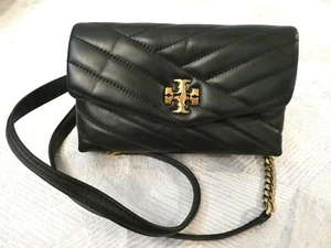 Neu ohne Etikett Tory Burch Kira Chevron schwarz Crossbody wandelbare Schultertasche - Bild 1 von 10