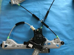 2014-2019 Corvette LH Drivers Side Window Regulator NEW (No Box) GM # 84216130 - Foto 1 di 4