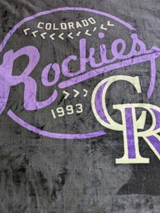 Manta Raschel de felpa de 50" por 60" de Colorado Rockies - Diseño retro MLB - Imagen 1 de 11