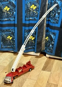 Vintage Tonka 1970’s 22” Red Ladder Fire Truck With Original Extension Ladders  - Picture 1 of 5