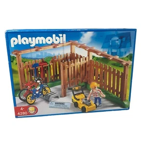 Playmobil Spielzeug Set 4280 City Sommer Hinterhof mit Zaun Fahrrad Rasenmäher für 4279 - Bild 1 von 11