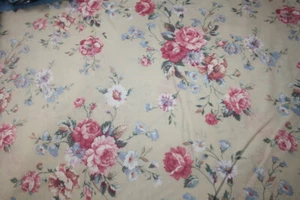 BEAUTIFUL BOUQUETS ON TAN FROM THE KESSLERS FOR CONCORD  - 100% COTTON FABRIC - Picture 1 of 7