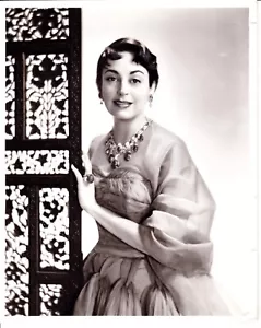 MRS. JAKE L. HAMON WITH AMAZING JEWELRY - NEIMAN-MARCUS STUDIO - 2 OF 37 - Picture 1 of 3