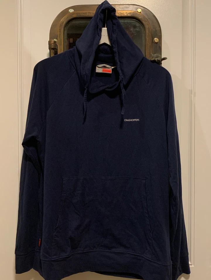 Craghoppers Women’s/Unisex Insect Shield Repelnt Sweatshirt Navy Sz.2XL(Sz. 16) - Image 1 of 4