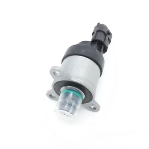 Fuel Pressure Regulator For 01-04 Silverado Sierra 2500 HD/3500 6.6L Duramax LB7 - Picture 1 of 6